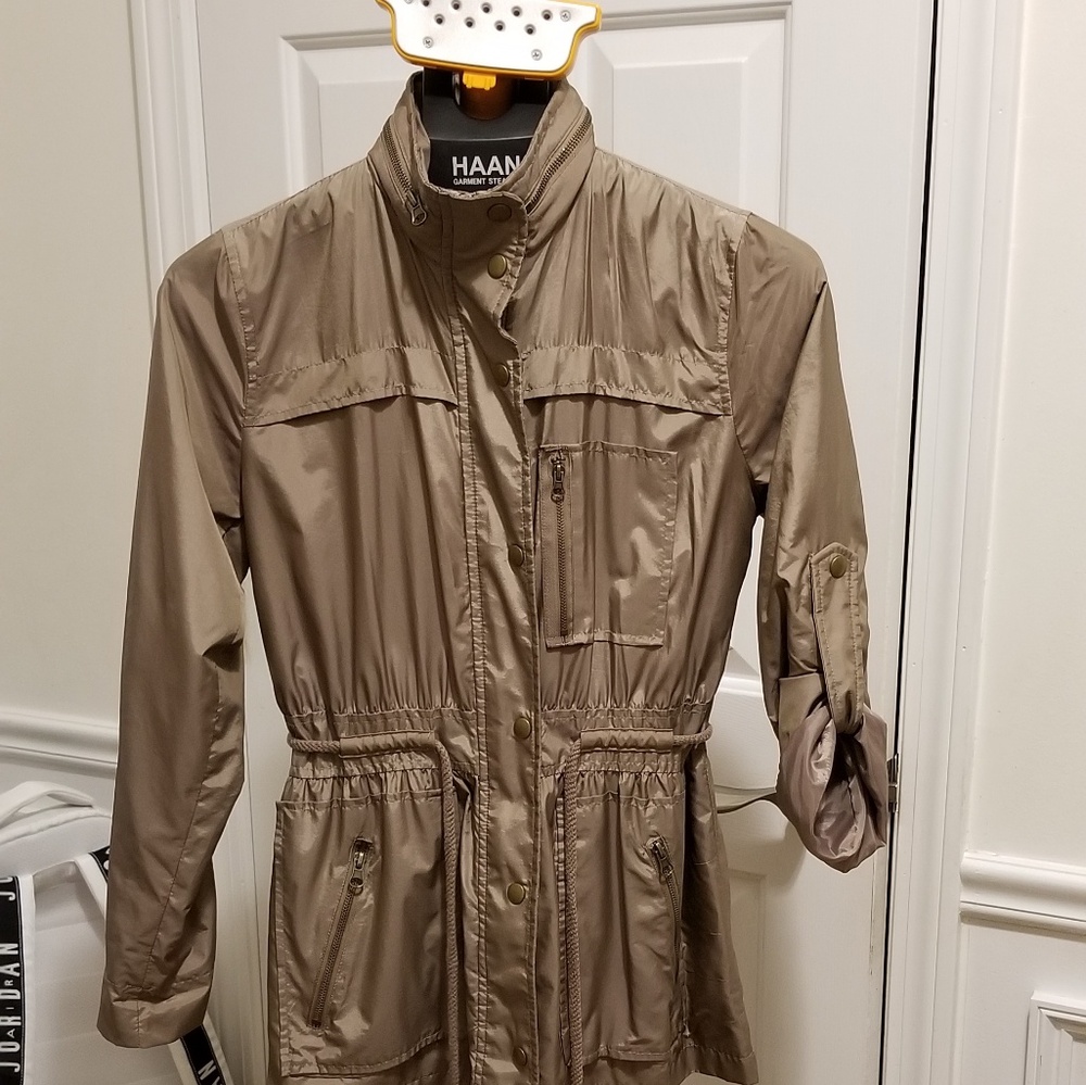 Relativity windbreaker size S
